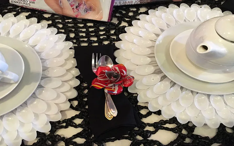 table-banner Table decorated with upcycled products